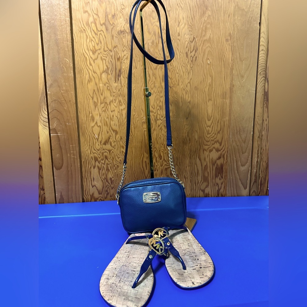 Michael Kors Bundle Set (Small Crossbody-Euc & Si… - image 1